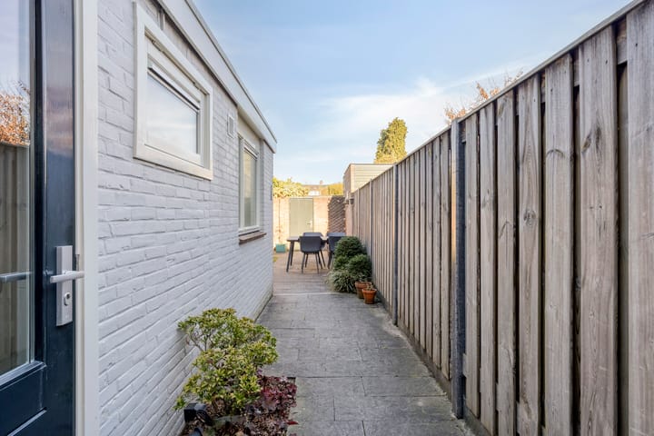 Photo 4 of Daendelsstraat 33-A