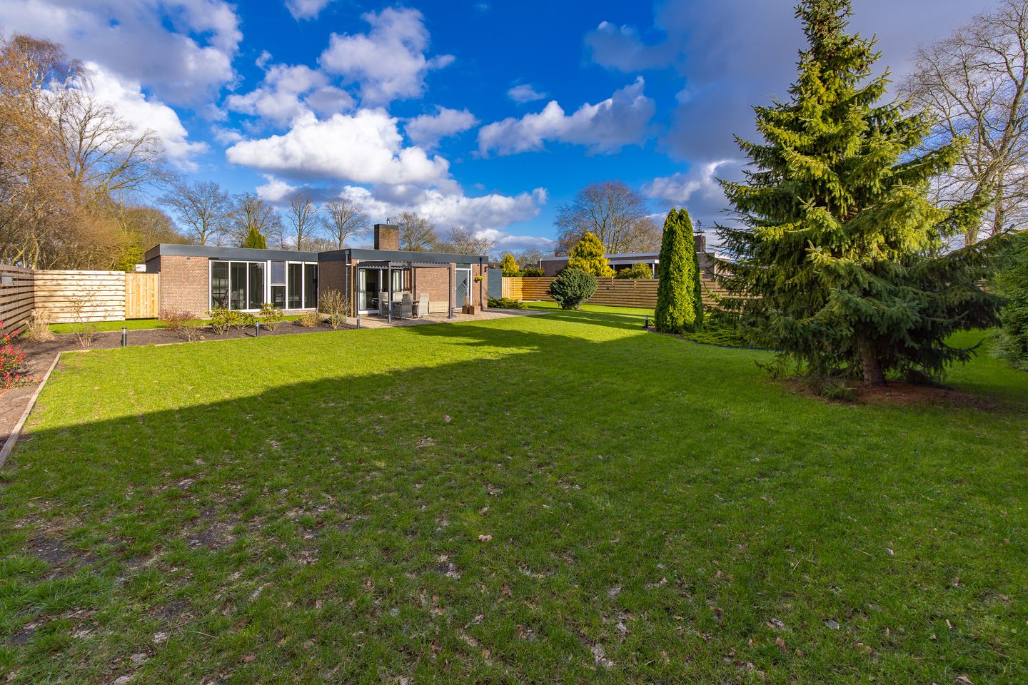 Foto 44 van Roosendaallaan 3