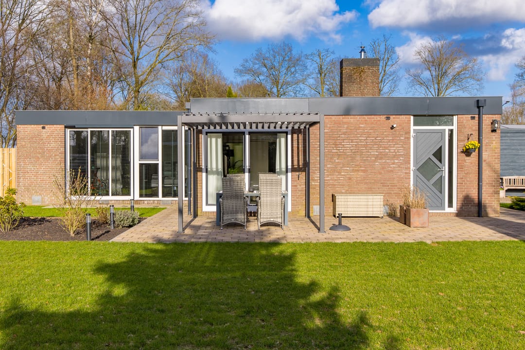 Foto 46 van Roosendaallaan 3