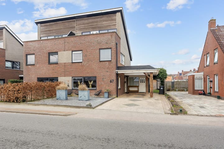 Boveneind 67 main image