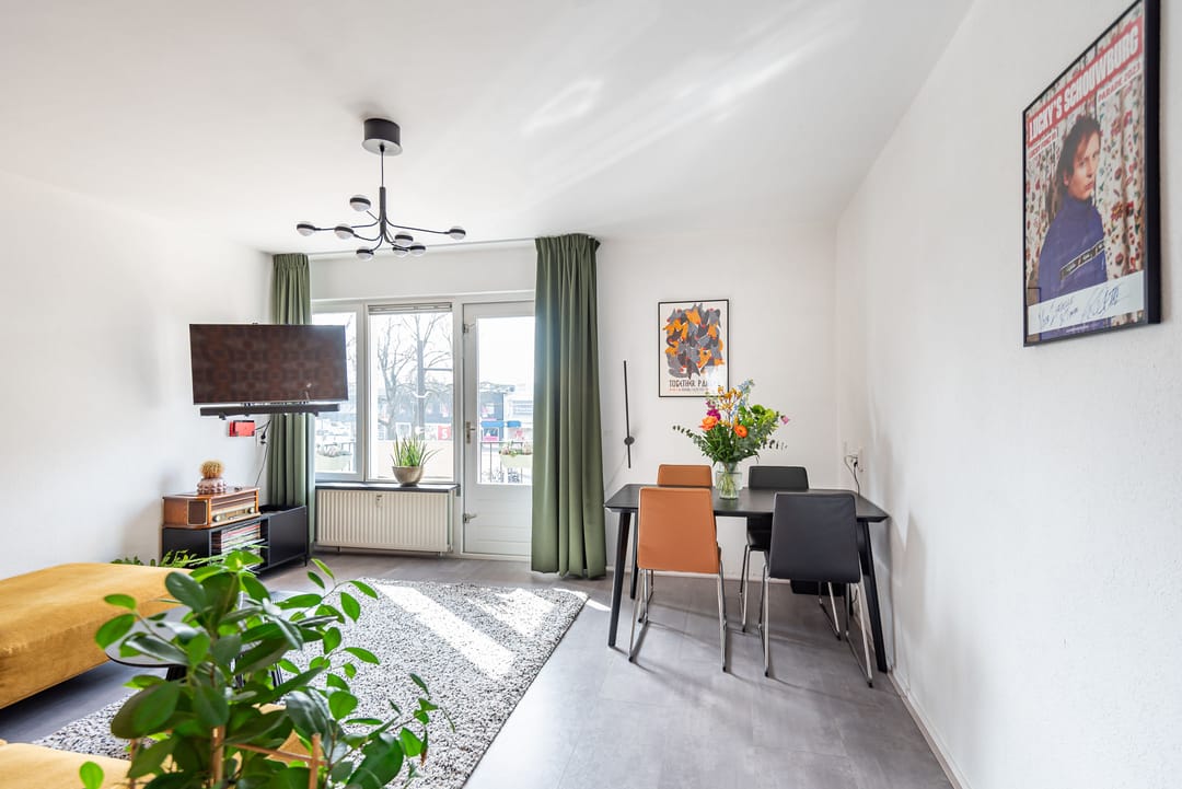 Foto 2 van Plantsoenstraat 1