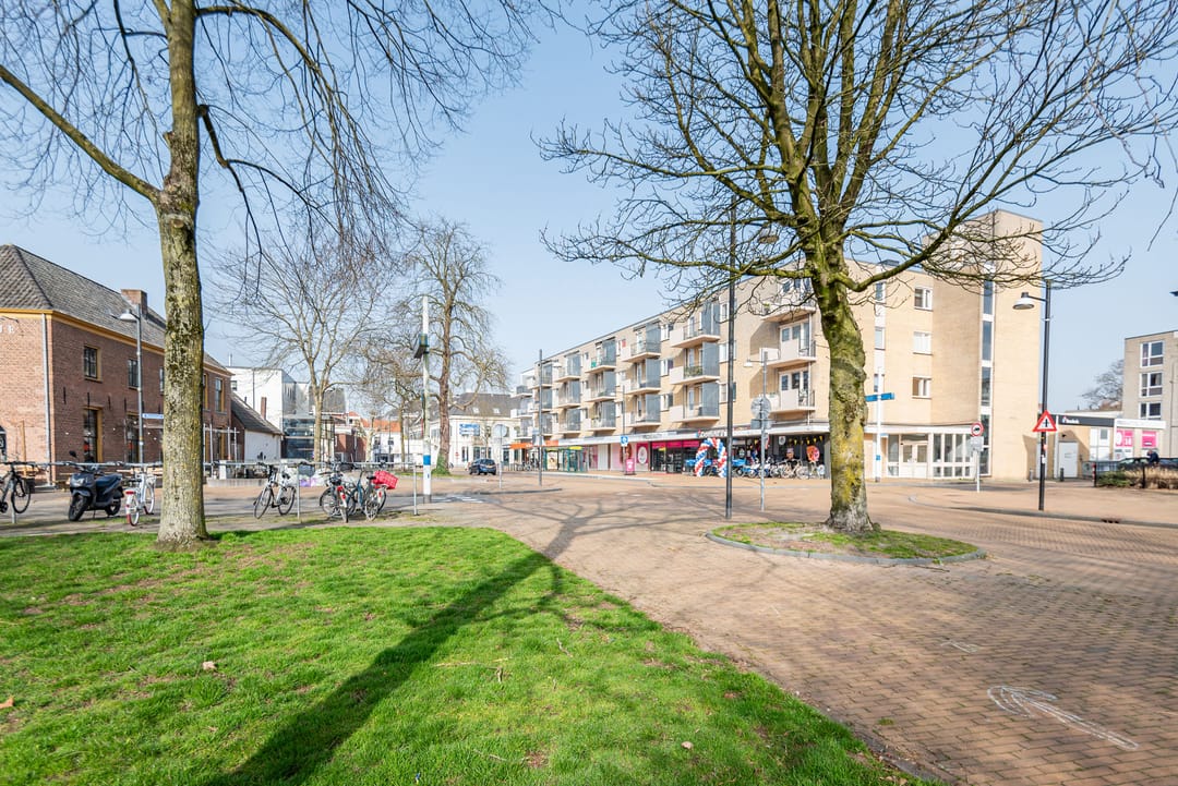 Foto 28 van Plantsoenstraat 1