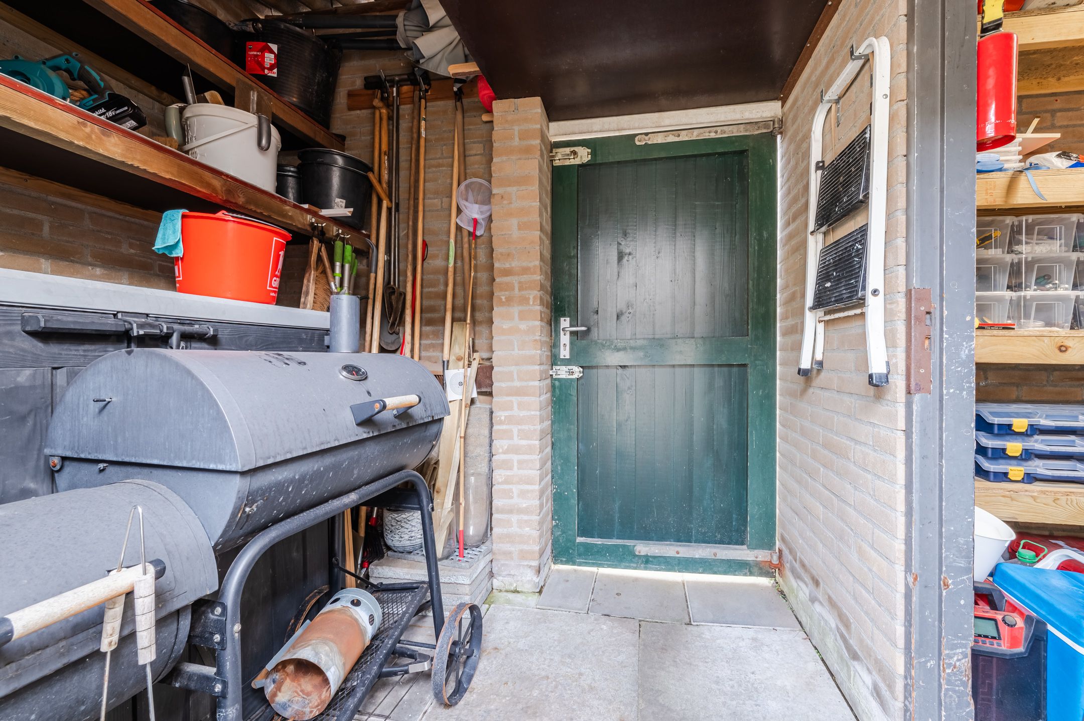 Well maintained extended terraced house with 4 bedrooms and energy label A — 48