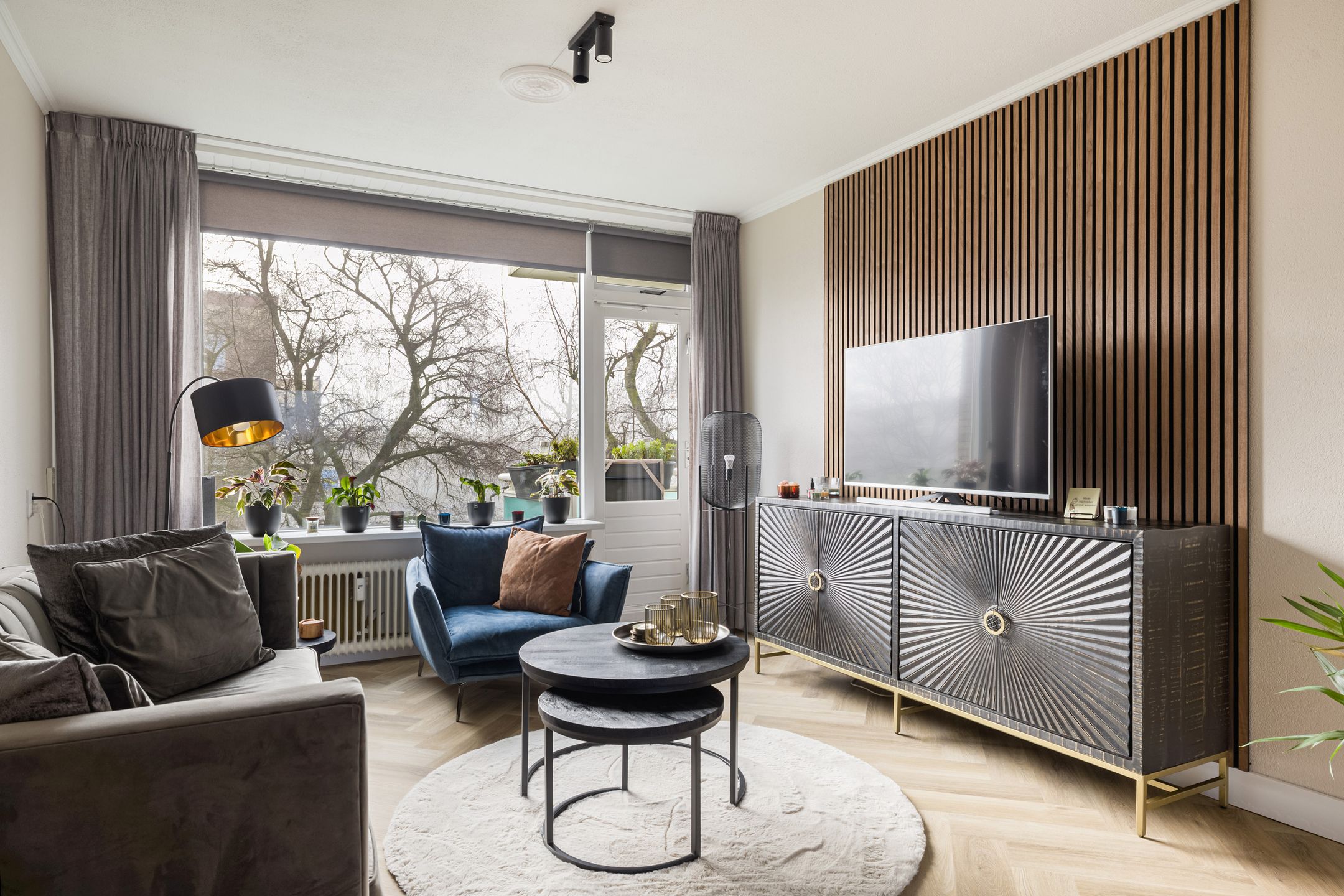 Photo 9 of Van Anrooystraat 469