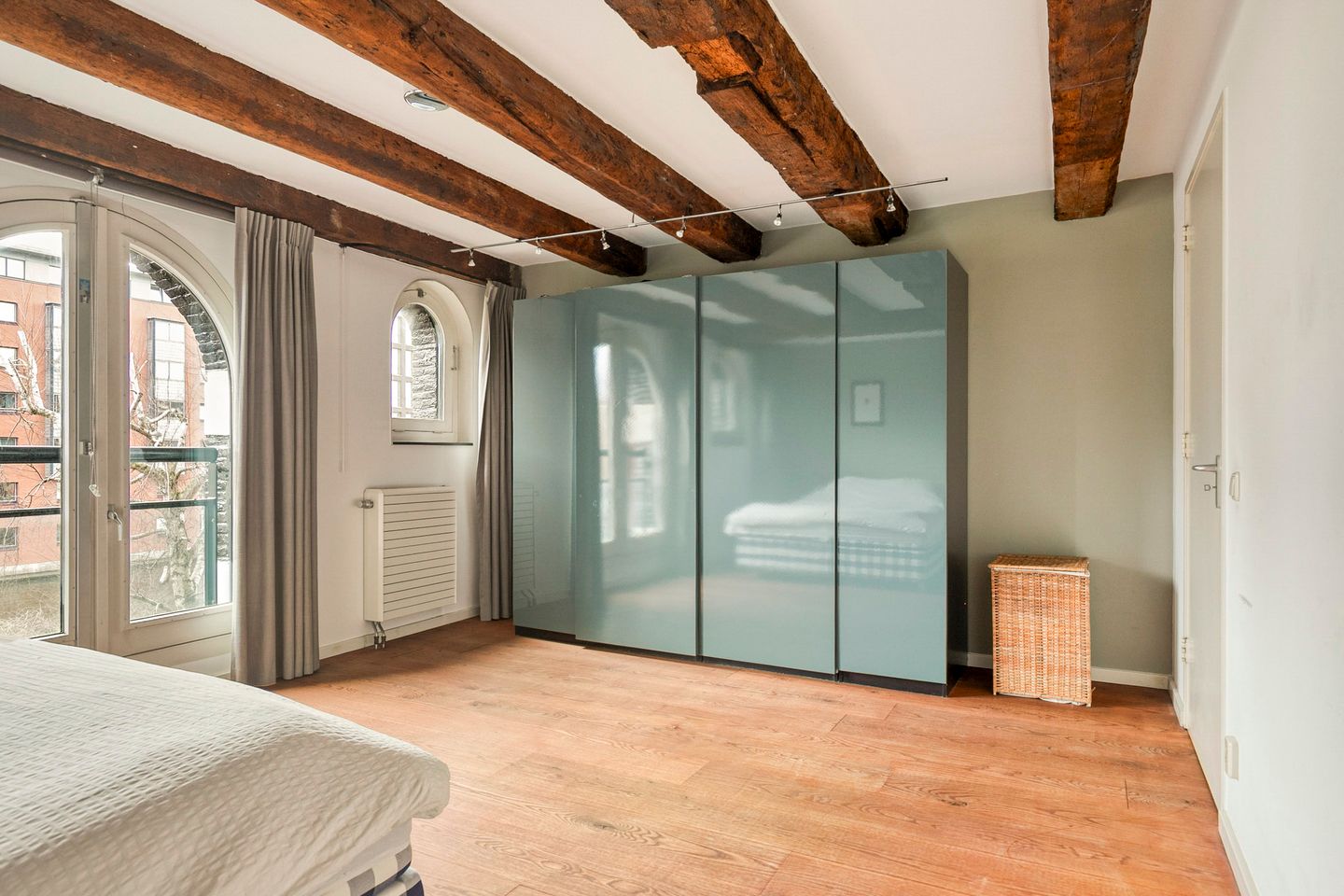 Luxury Canal Living in the Heart of Amsterdam — 26