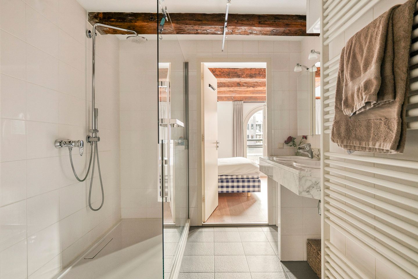 Photo 20 of Nieuwe Uilenburgerstraat 7-E