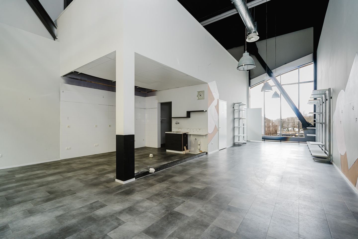 Bekijk foto 3 van Spoorplein 49