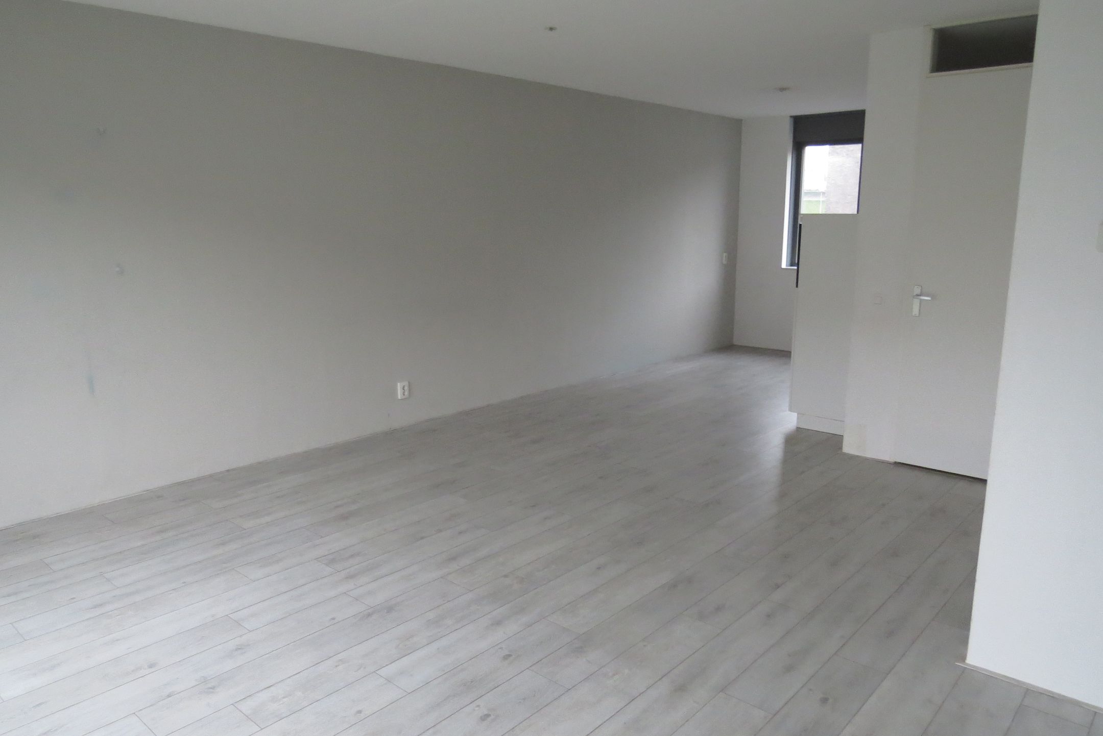 Photo 6 of Medeastraat 7