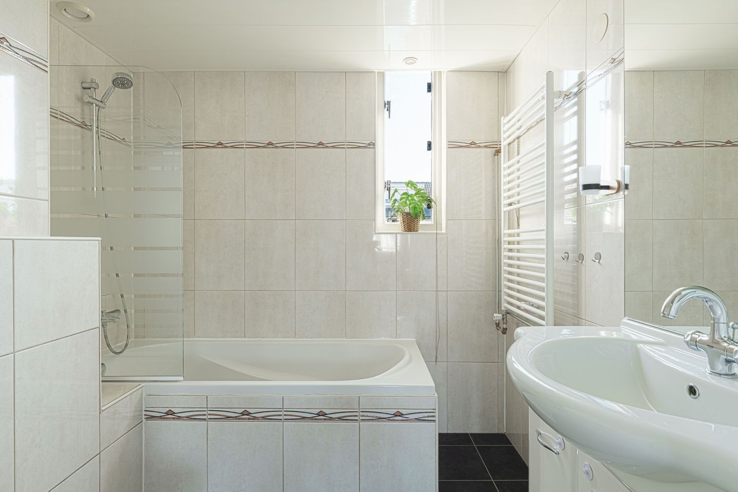 Foto 4 van Operastraat 7