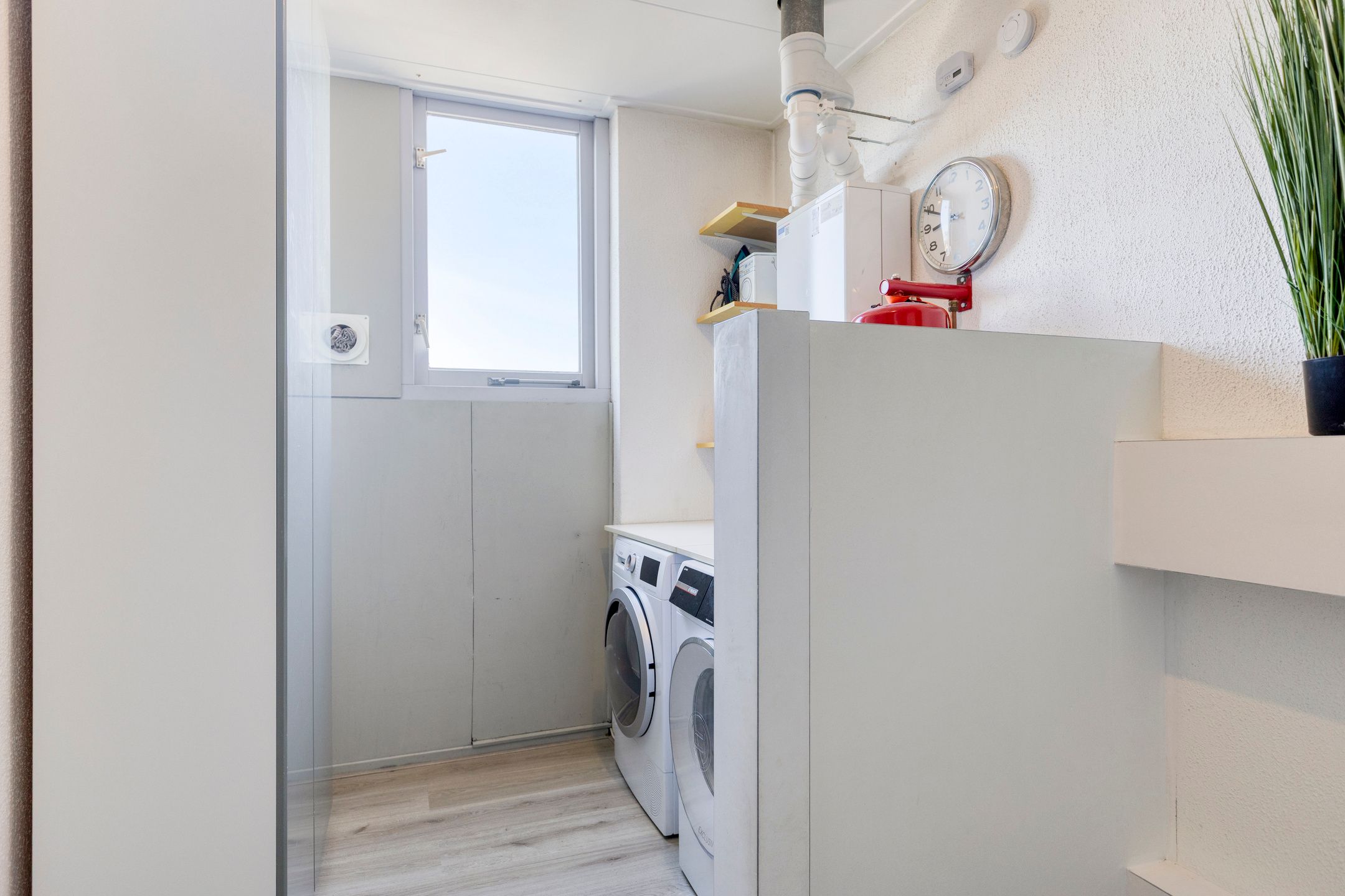 Spacious and energy-efficient family home with deep garden and carport in 's-Hertogenbosch — 27