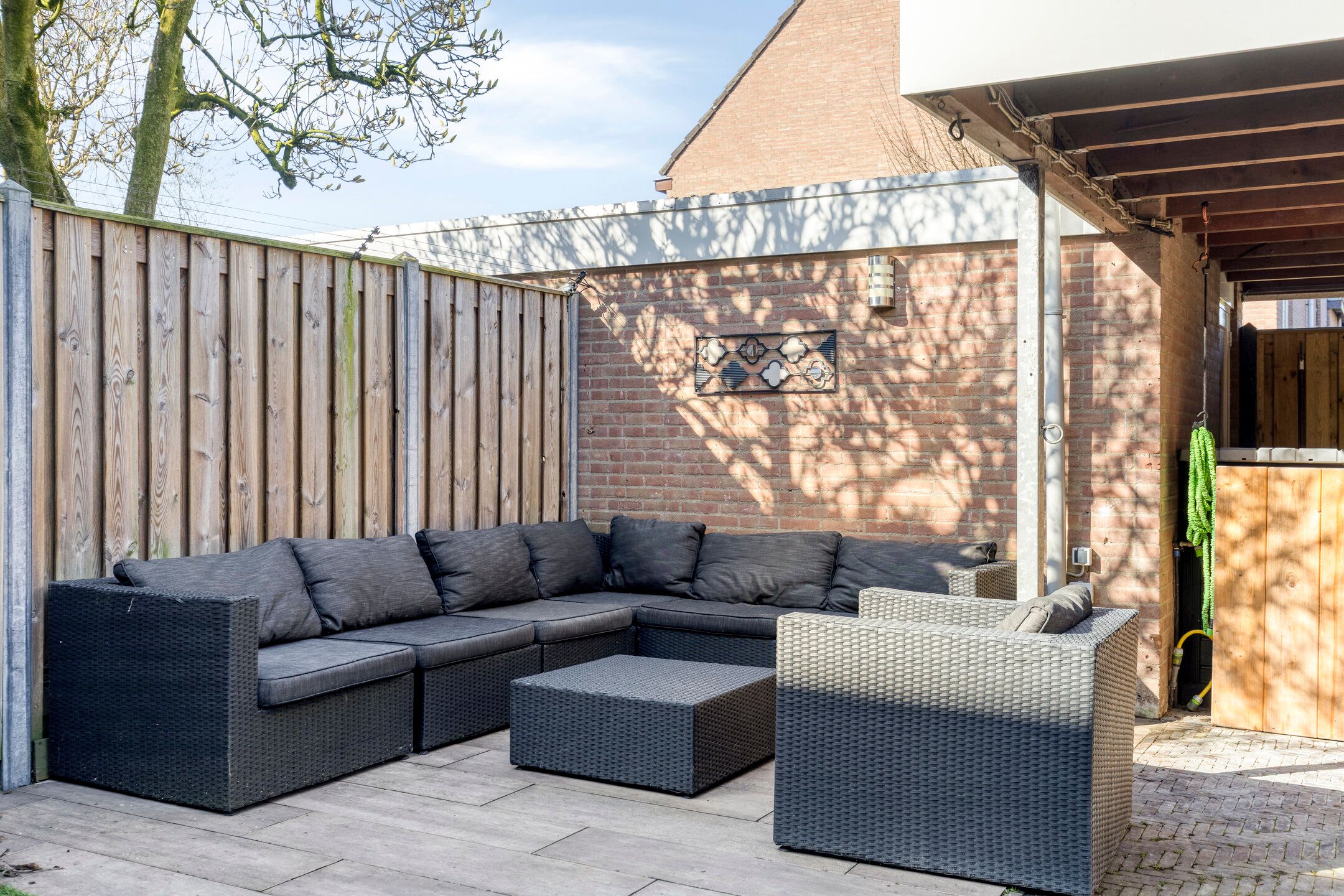 Spacious and energy-efficient family home with deep garden and carport in 's-Hertogenbosch — 33