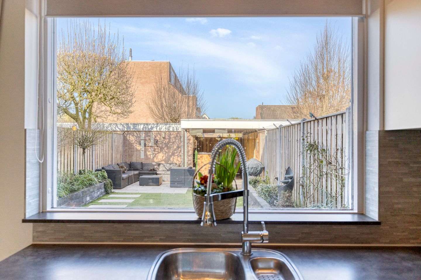 Spacious and energy-efficient family home with deep garden and carport in 's-Hertogenbosch — 14