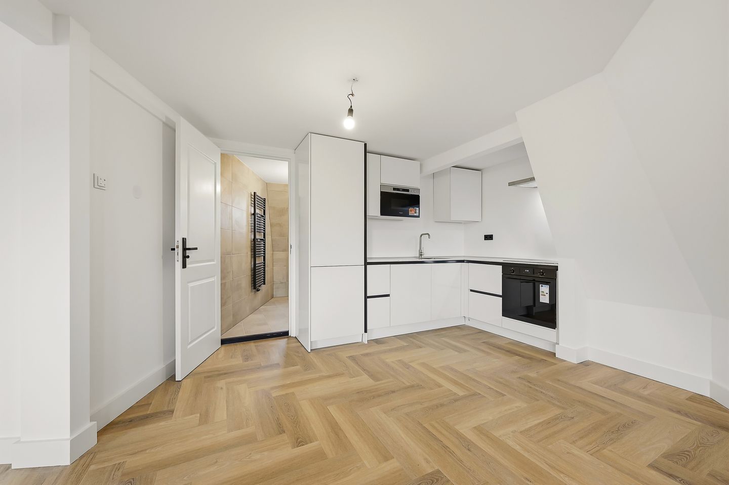 Foto 25 van Weimarstraat 347-1