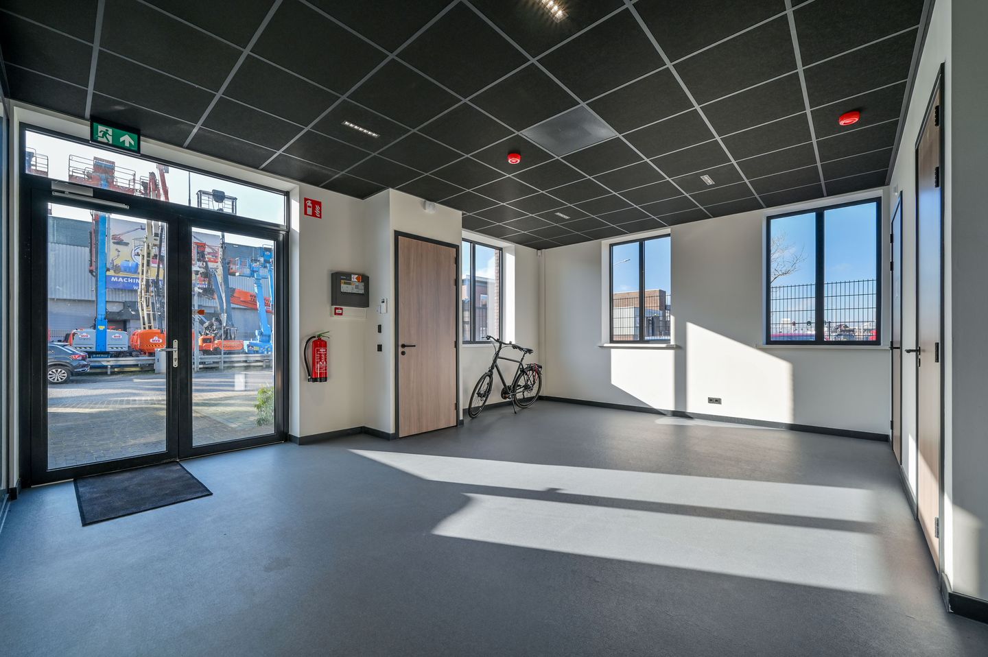 View photo 4 of Energieweg 9