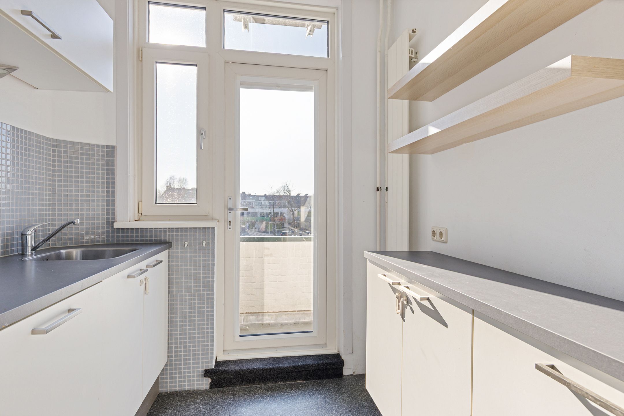 Foto 21 van Friesestraatweg 16-2A