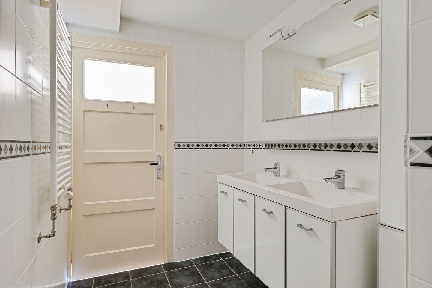 Foto 35 van Friesestraatweg 16-2A