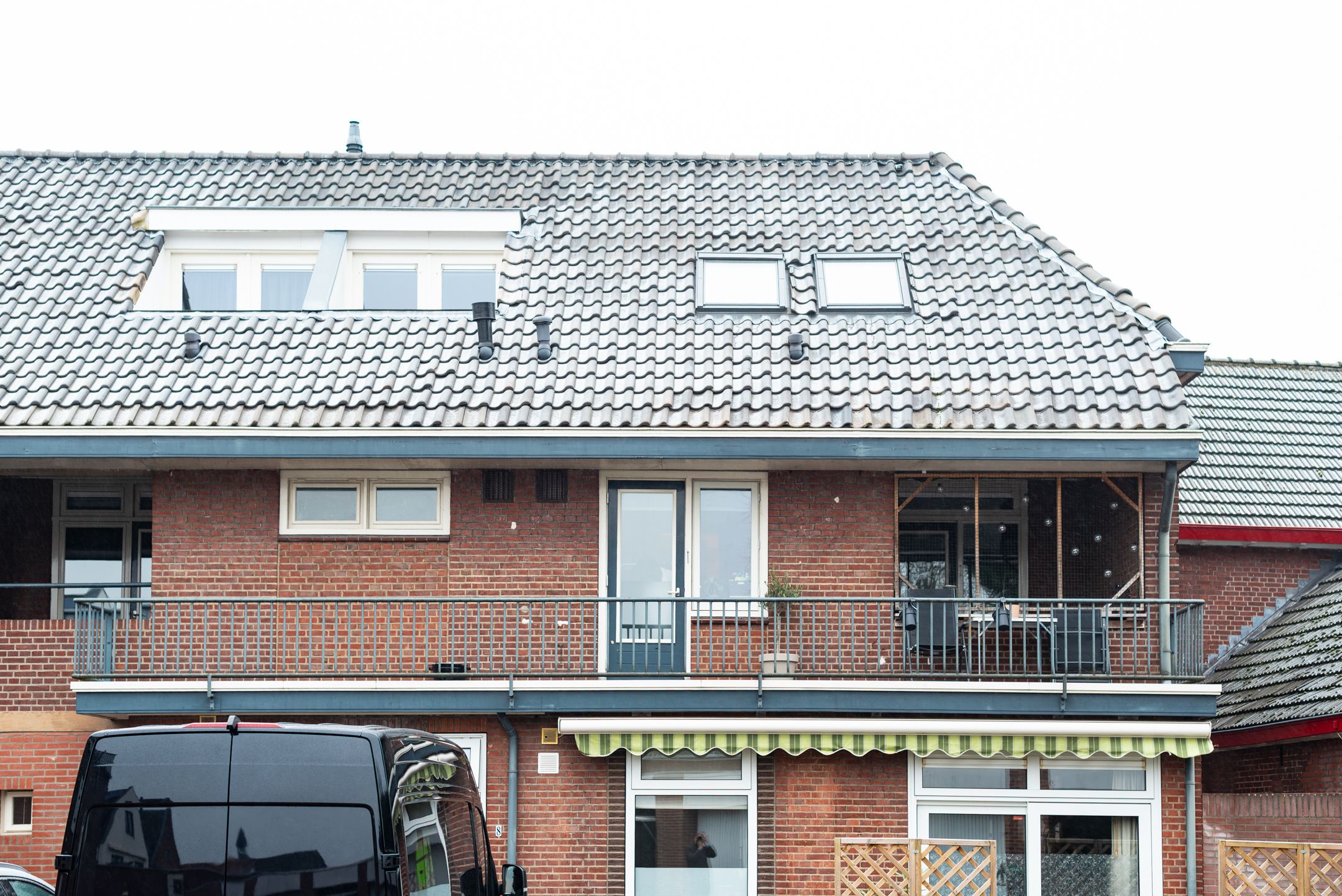 Photo 27 of Spoorstraat 8-A