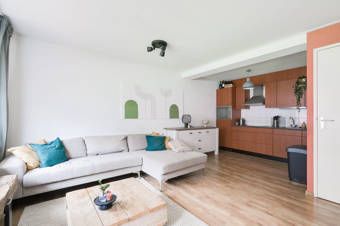 Photo 11 of Spoorstraat 8-A