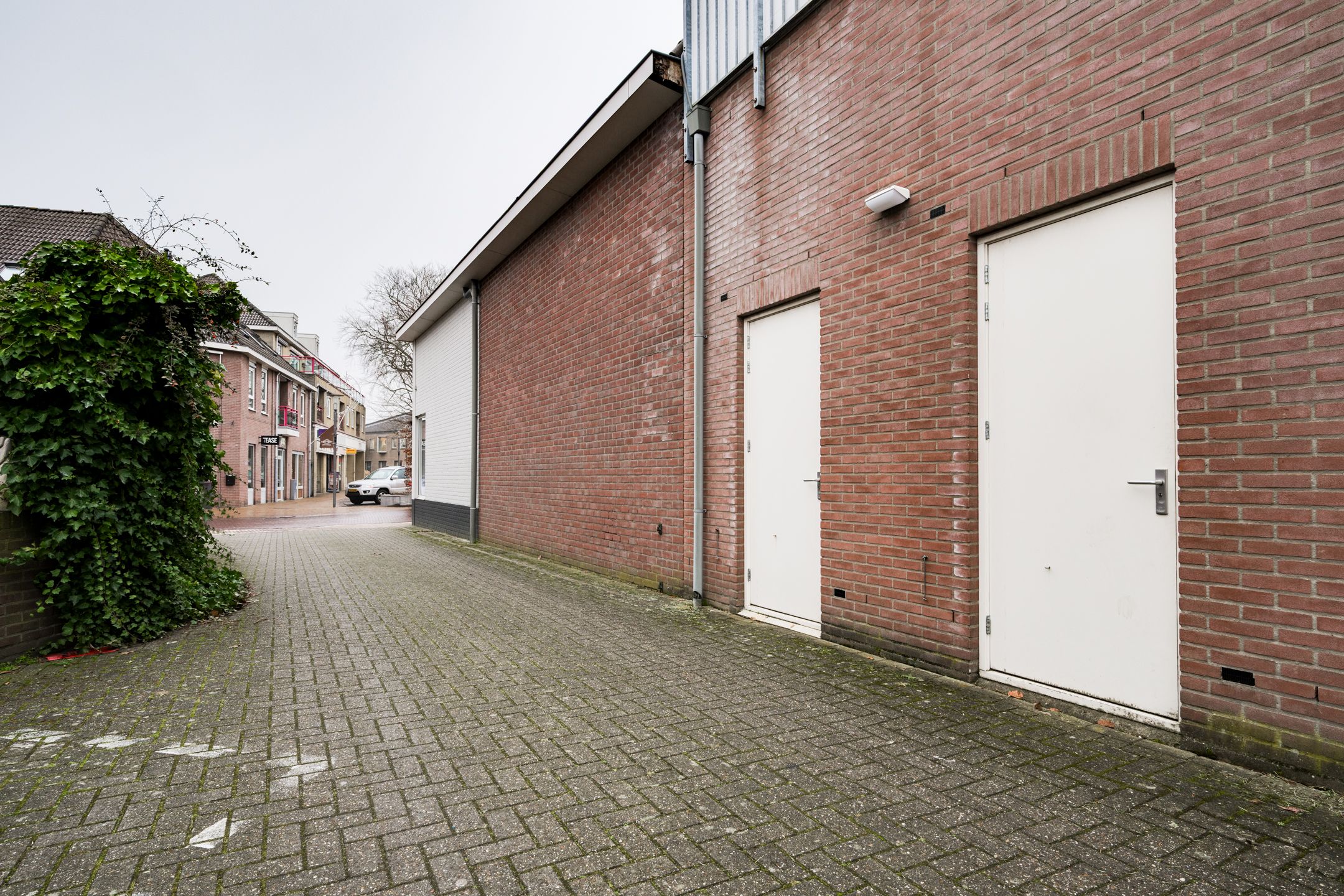 Photo 30 of Spoorstraat 8-A
