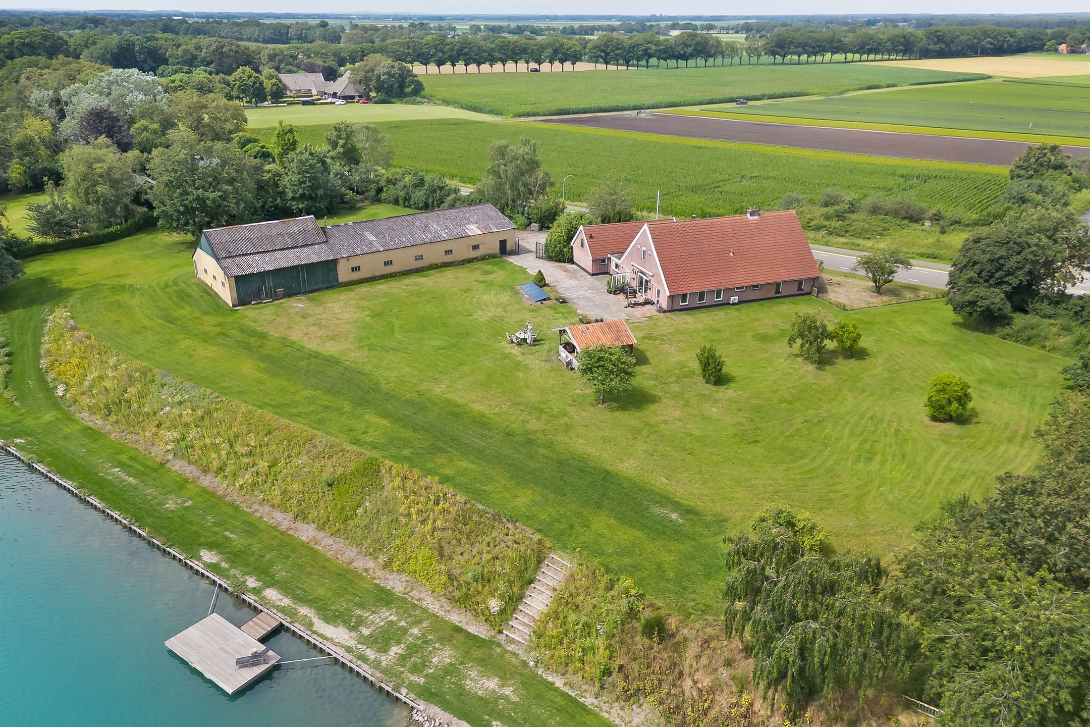 Photo 111 of Verlengde Broekdijk 21