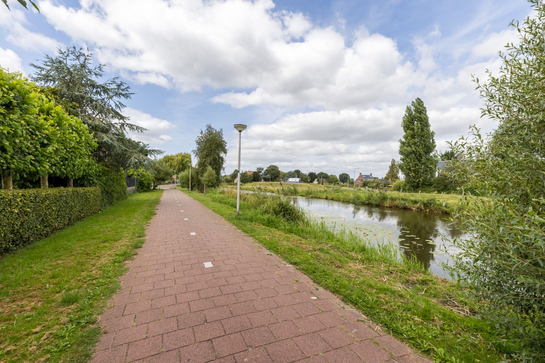 Foto 30 van Linie 12