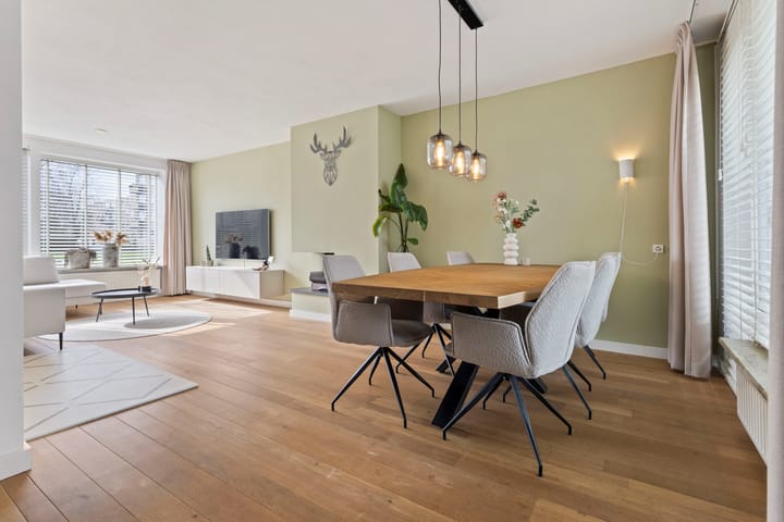 Photo 4 of Burgemeester Houbenstraat 55