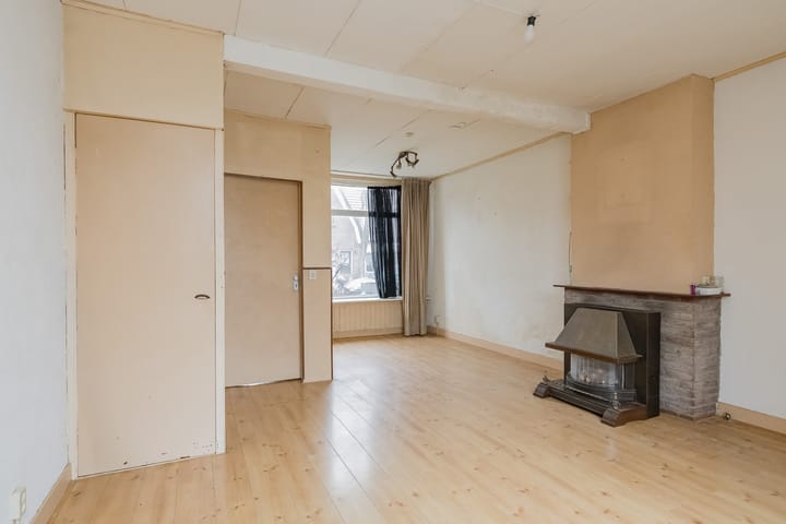 Photo 3 of Trompstraat 115