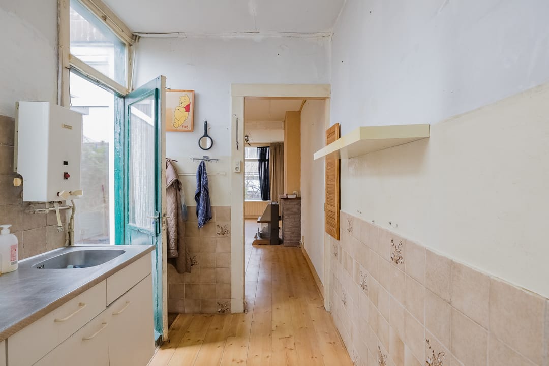 Photo 8 of Trompstraat 115