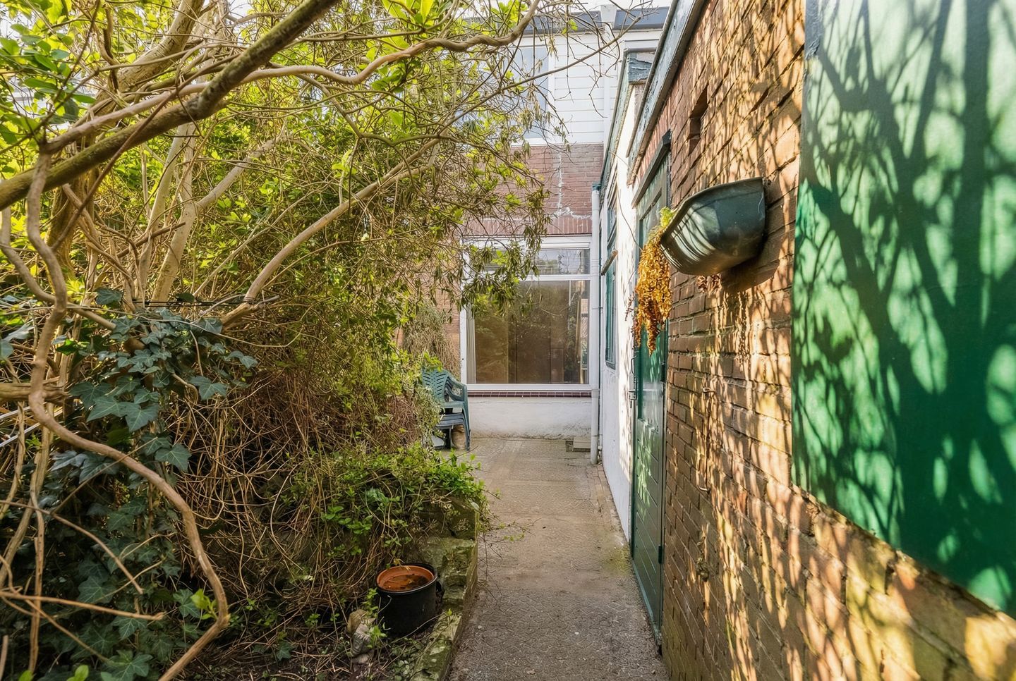 Photo 10 of Trompstraat 115