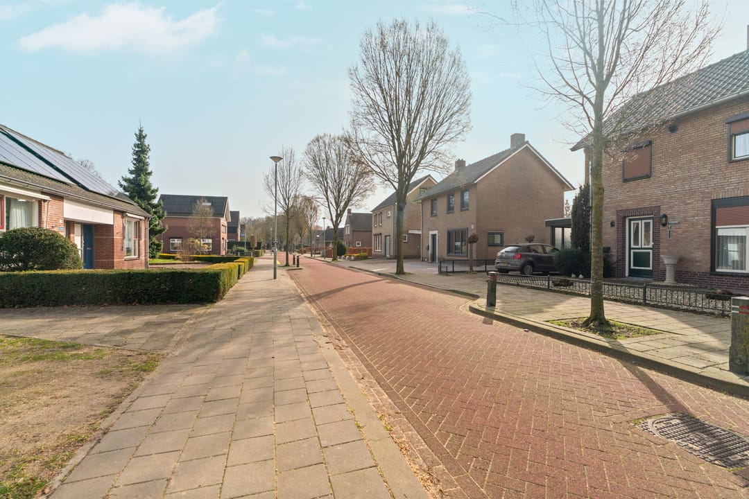 Photo 41 of Beukenlaan 4