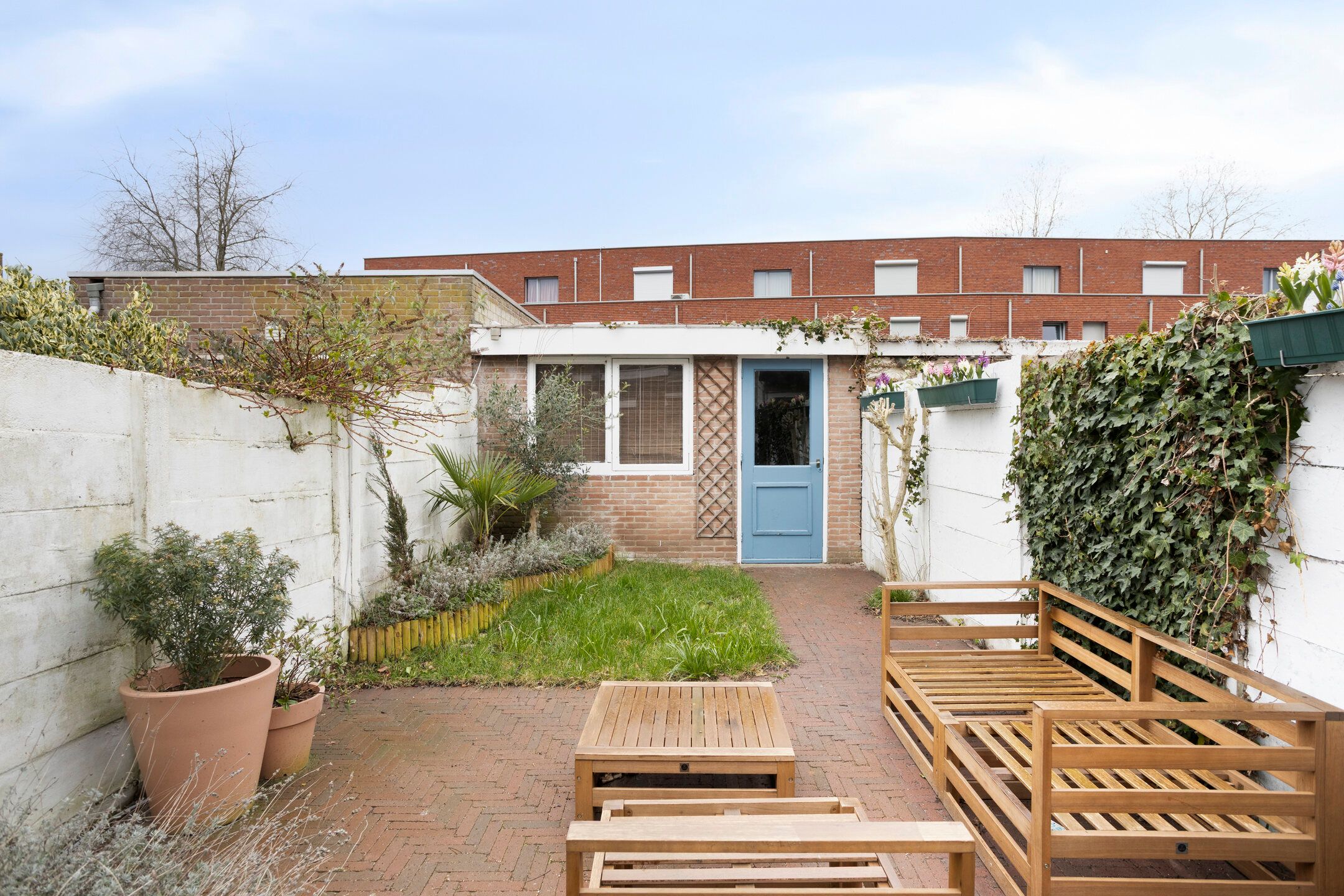 Photo 27 of Outshoornstraat 93