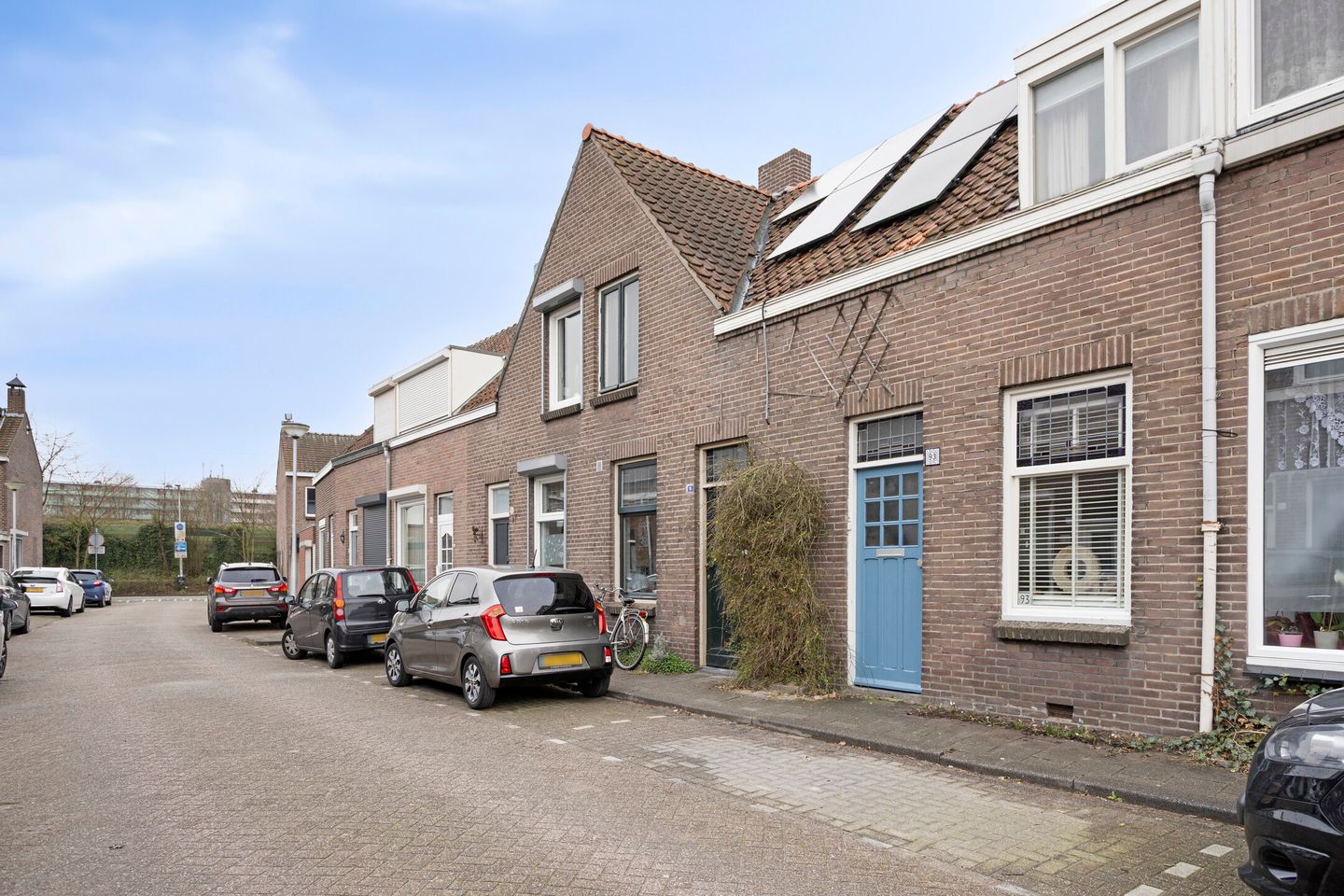 Photo 35 of Outshoornstraat 93