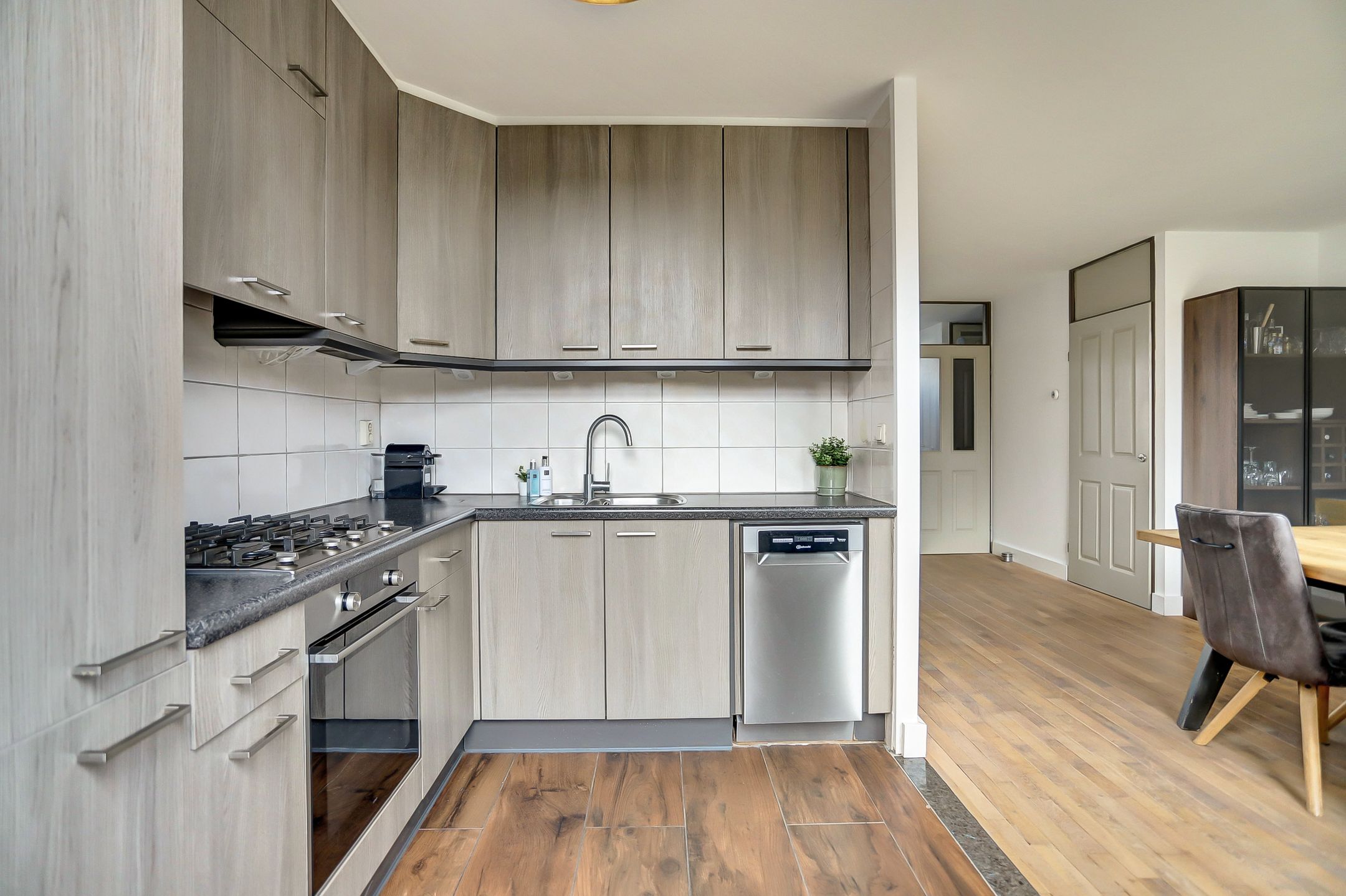 Photo 12 of Dunantstraat 28