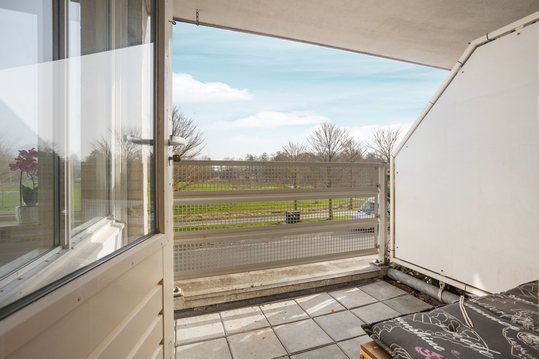 Foto 27 van J.T.P. Bijhouwerhof 85