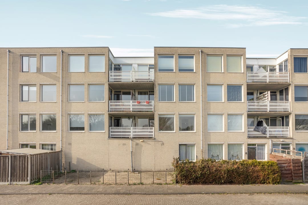 Foto 38 van J.T.P. Bijhouwerhof 85