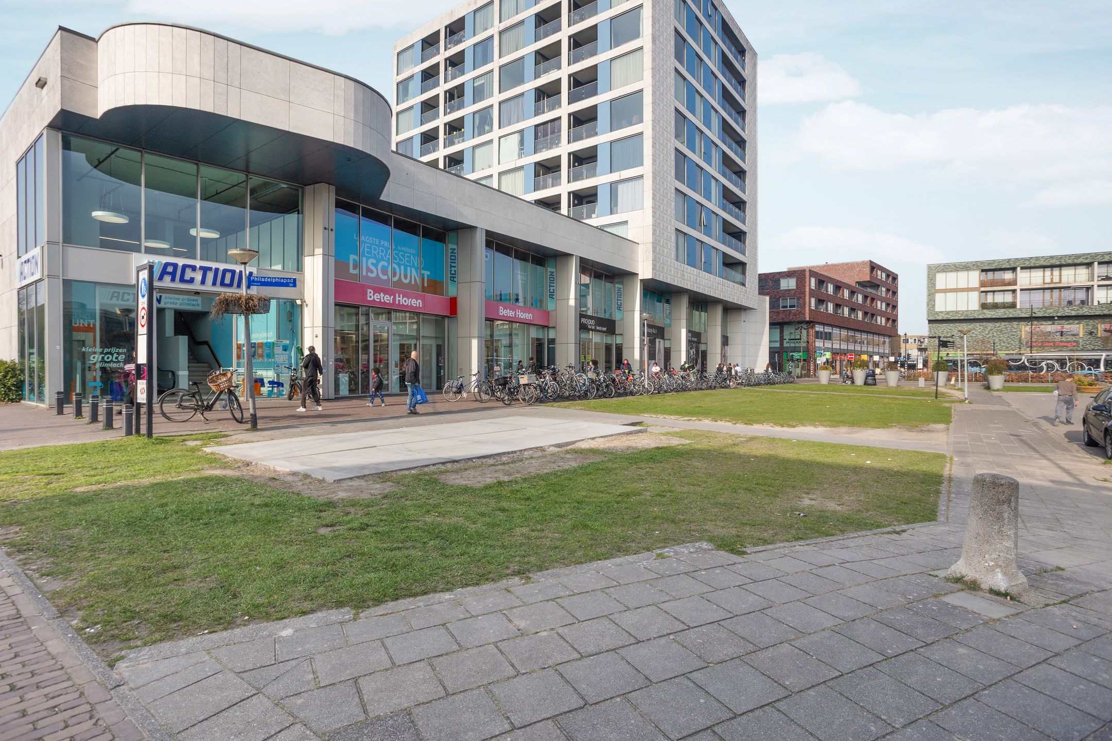 Foto 42 van J.T.P. Bijhouwerhof 85