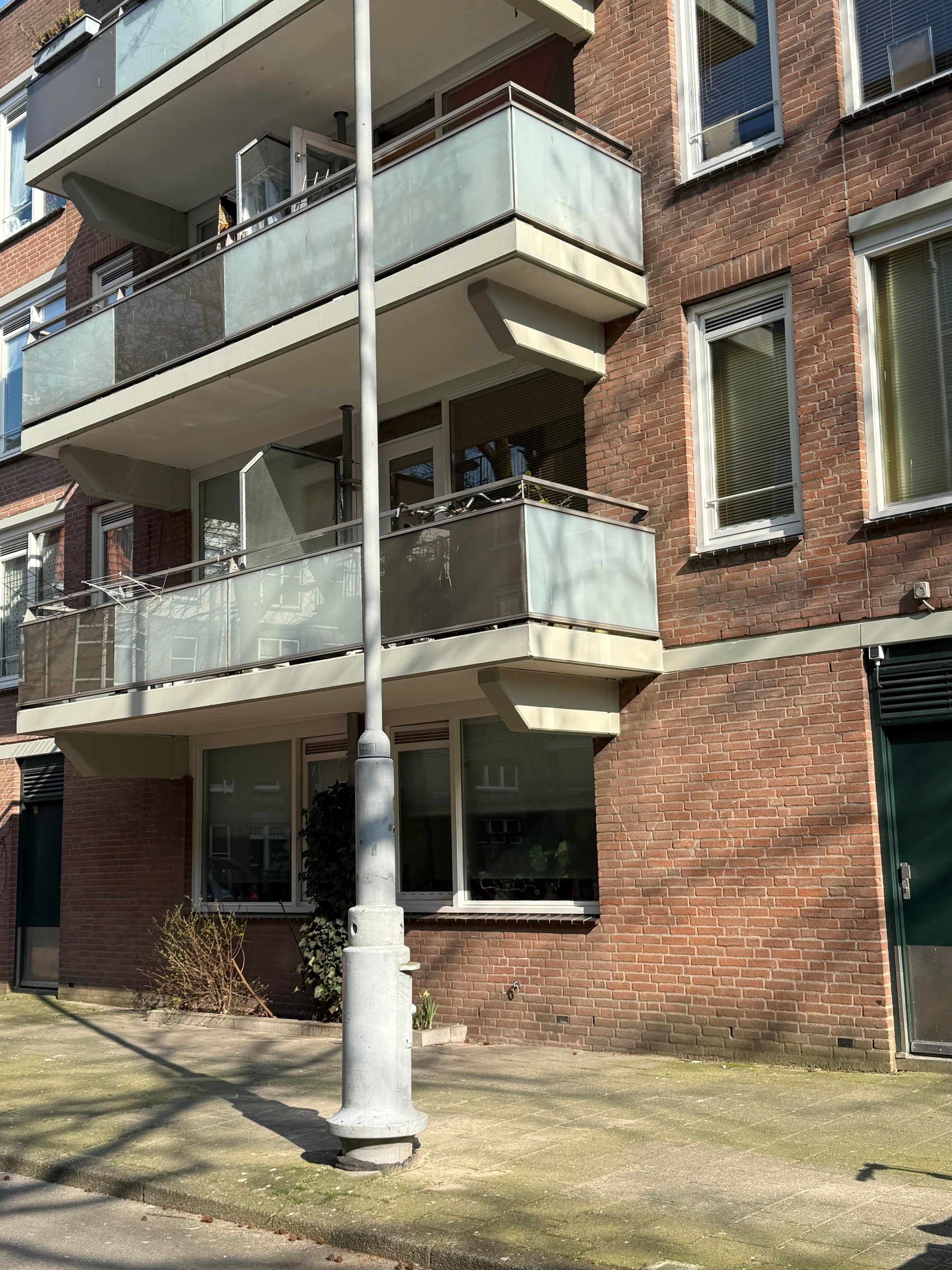Charming 34m² Studio/One-Bedroom Apartment with Perpetually Bought-off Leasehold — 27