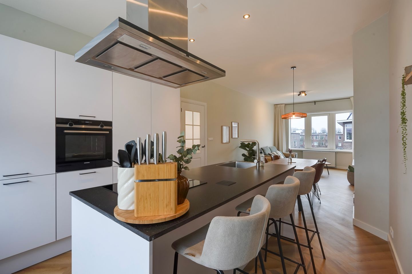 Foto 5 van van Naeltwijckstraat 127