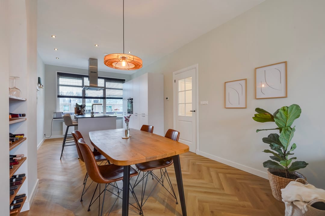 Foto 17 van van Naeltwijckstraat 127