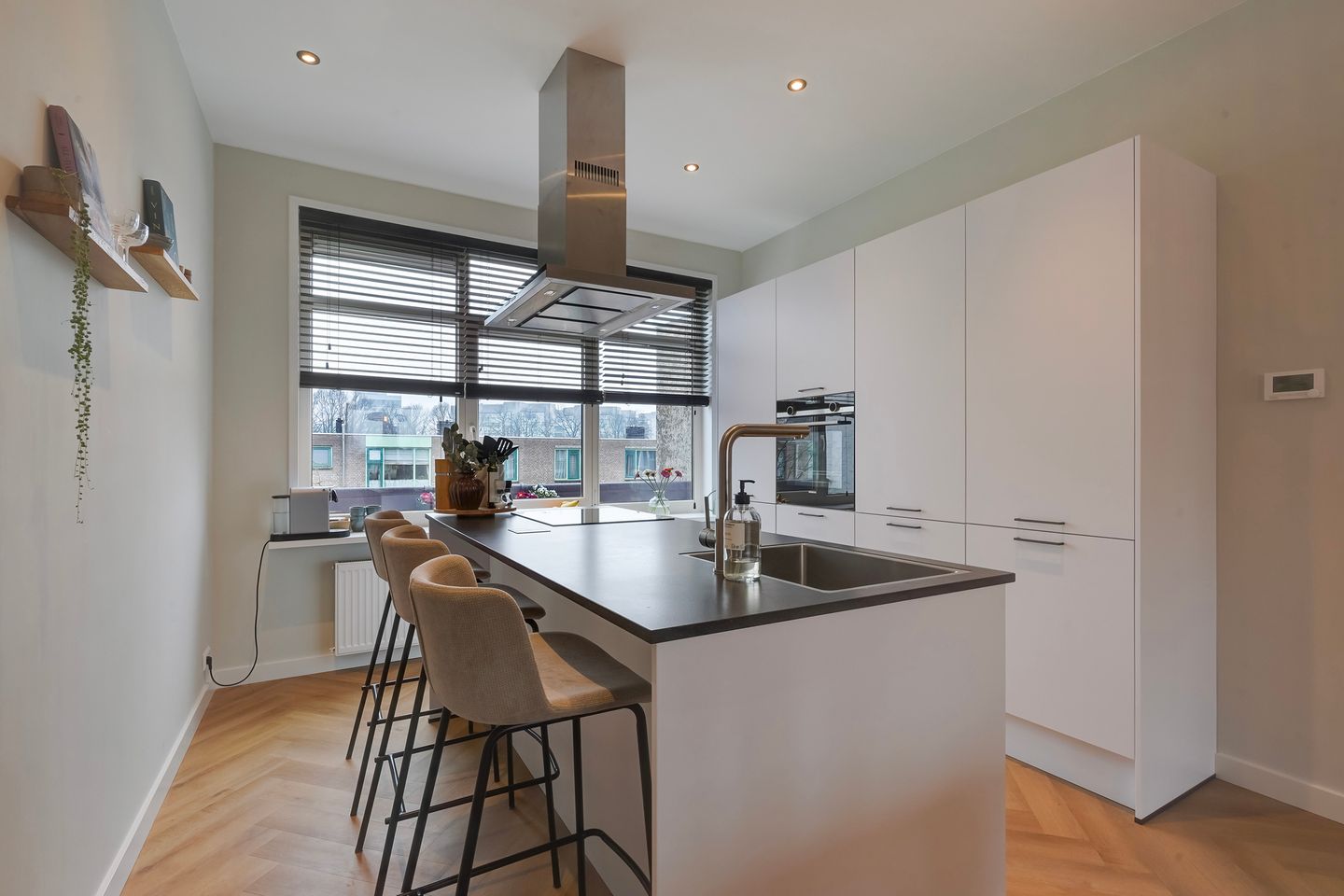 Foto 20 van van Naeltwijckstraat 127