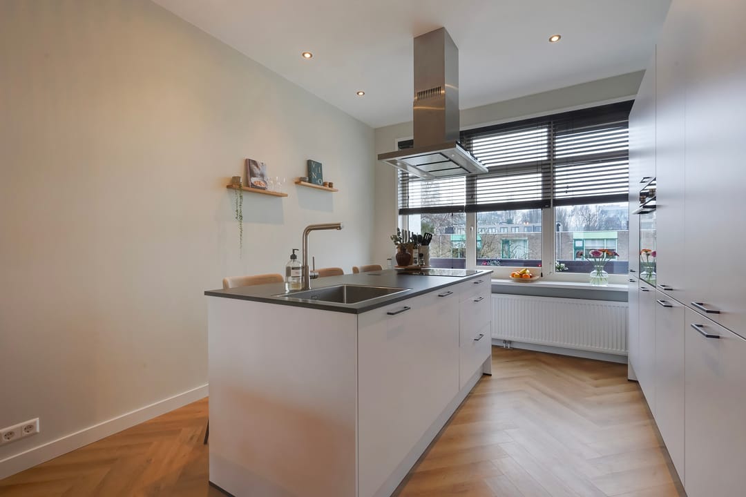 Foto 22 van van Naeltwijckstraat 127