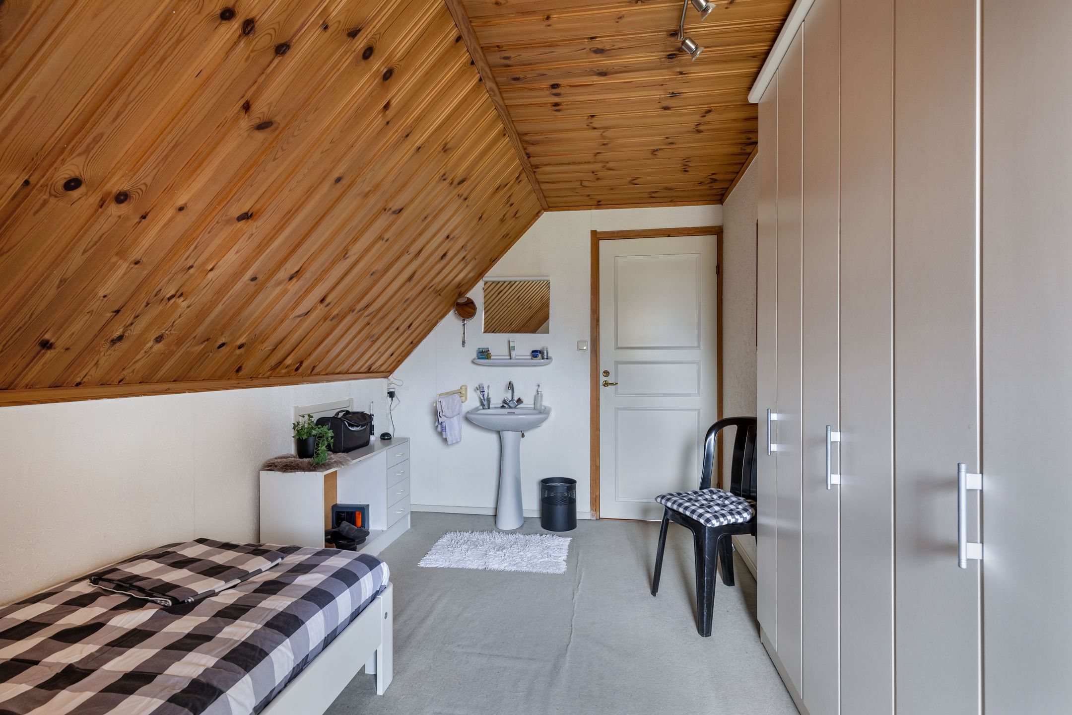 Photo 36 of Tsjalk 6