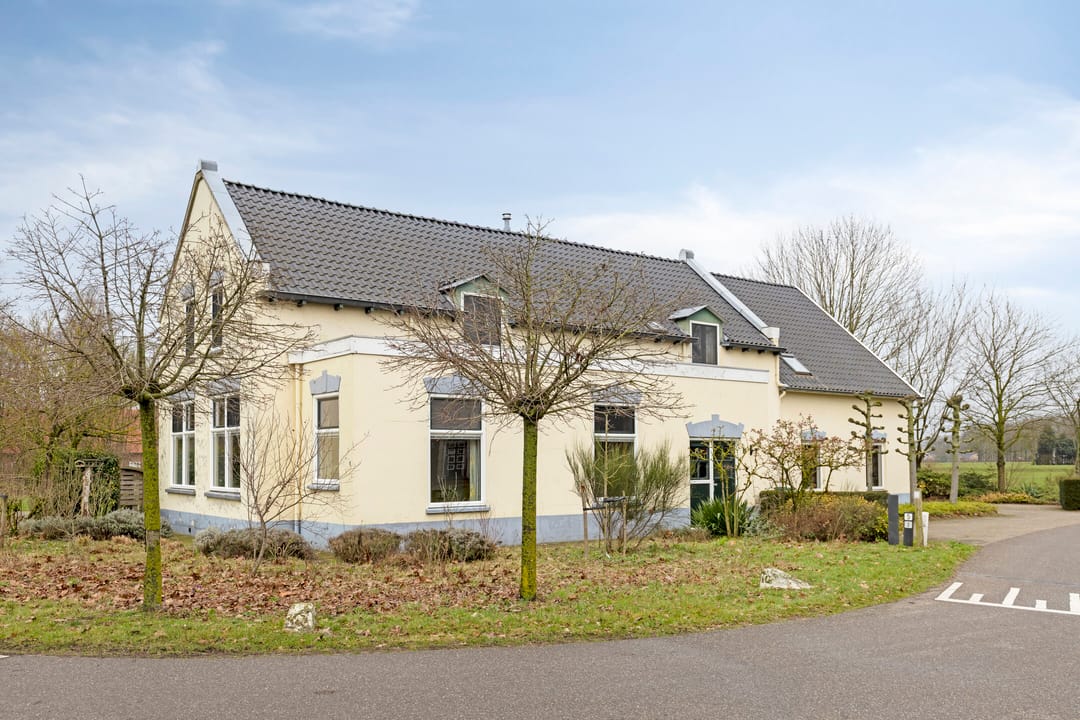 Photo 2 of Barloseweg 3