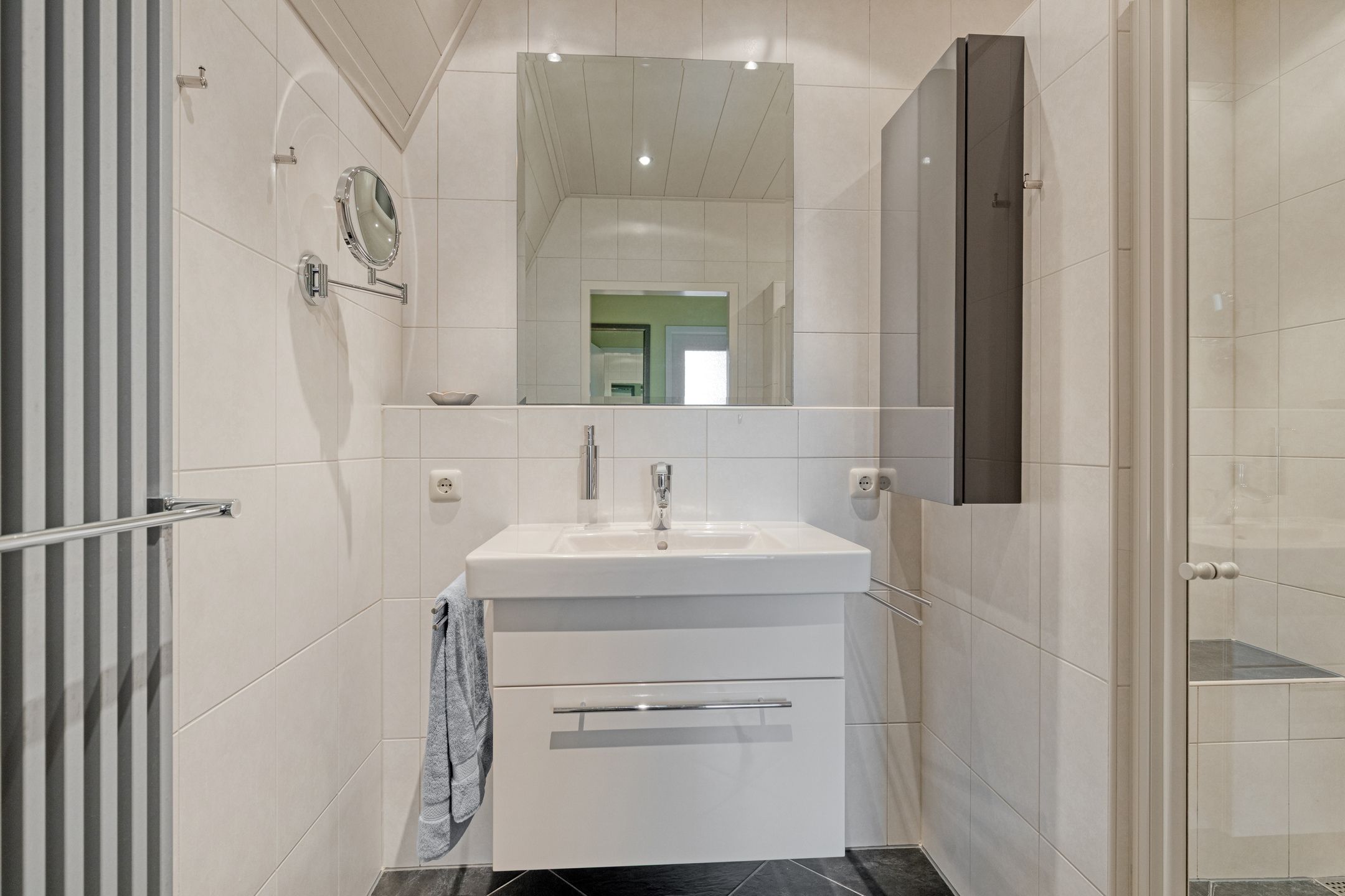 Photo 42 of Barloseweg 3