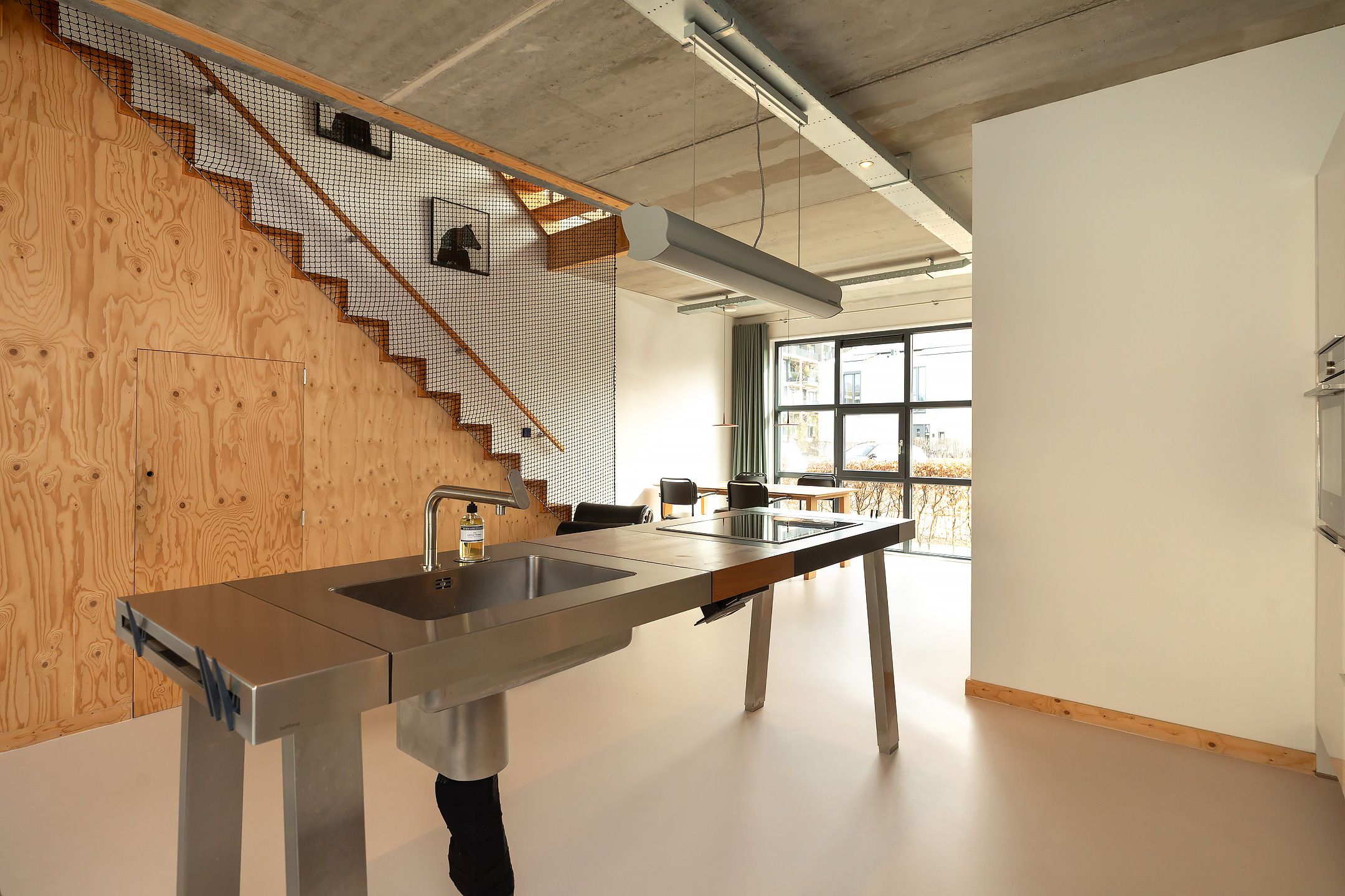 Photo 15 of Rogier van Otterloostraat 19