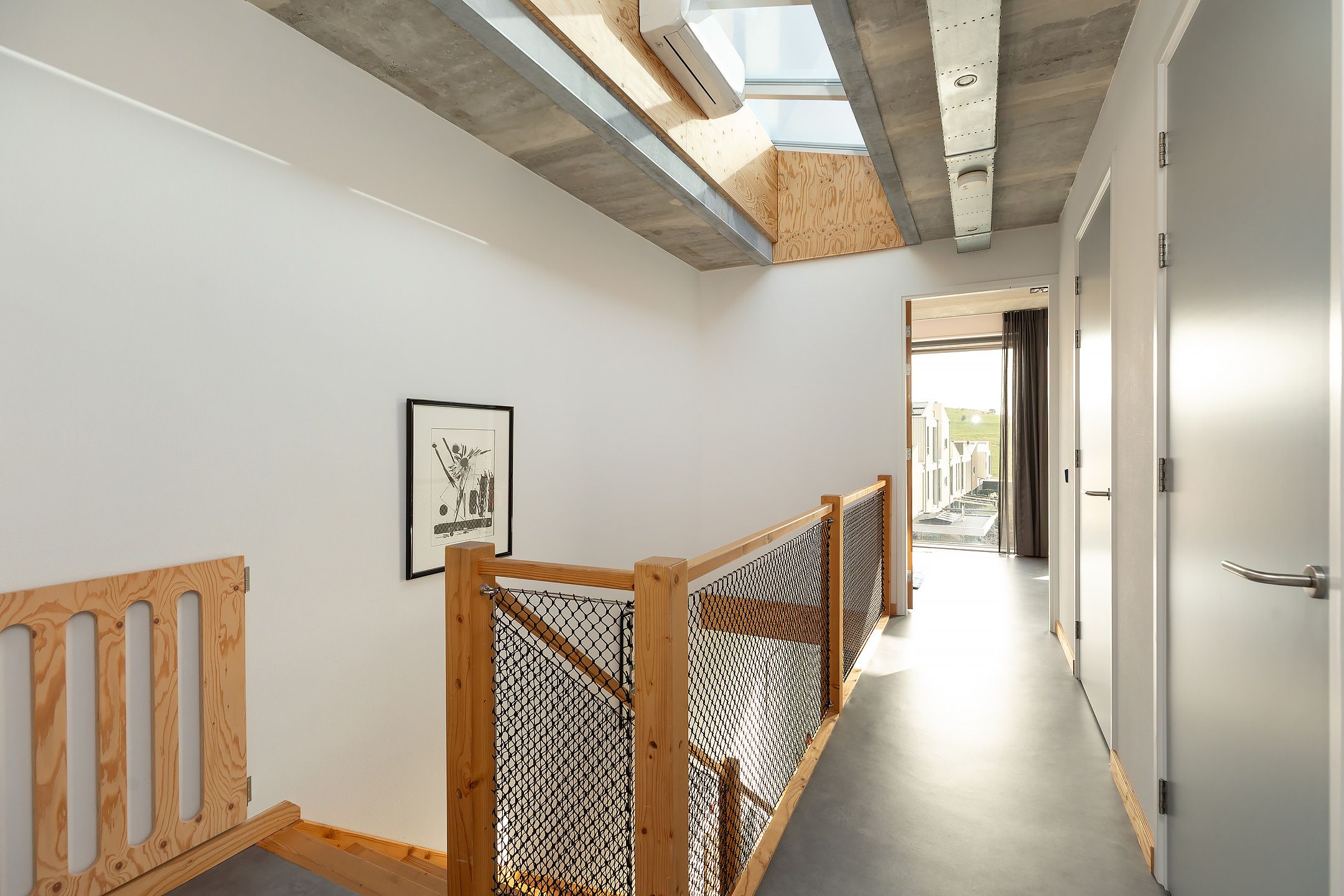 Photo 27 of Rogier van Otterloostraat 19