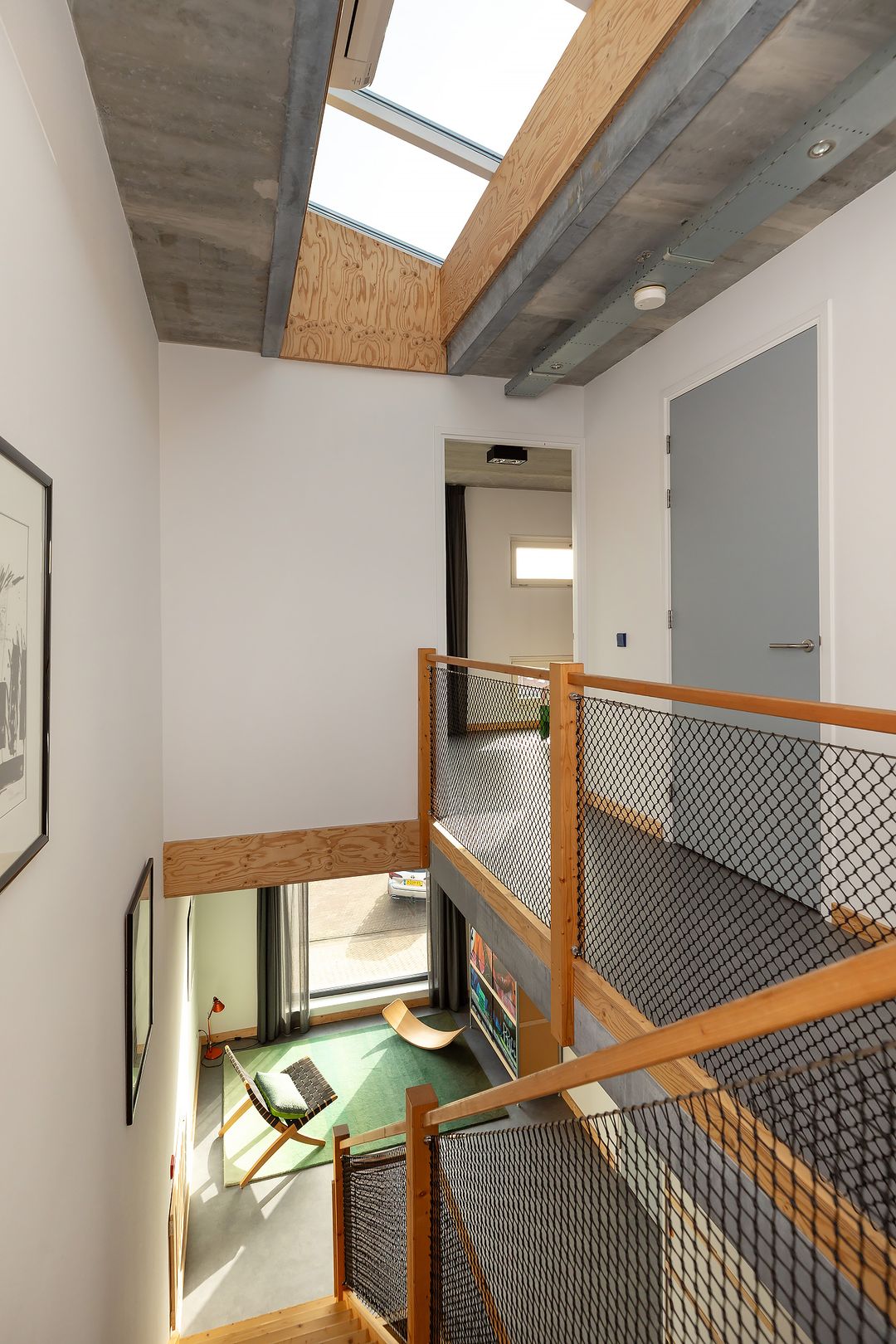 Photo 28 of Rogier van Otterloostraat 19