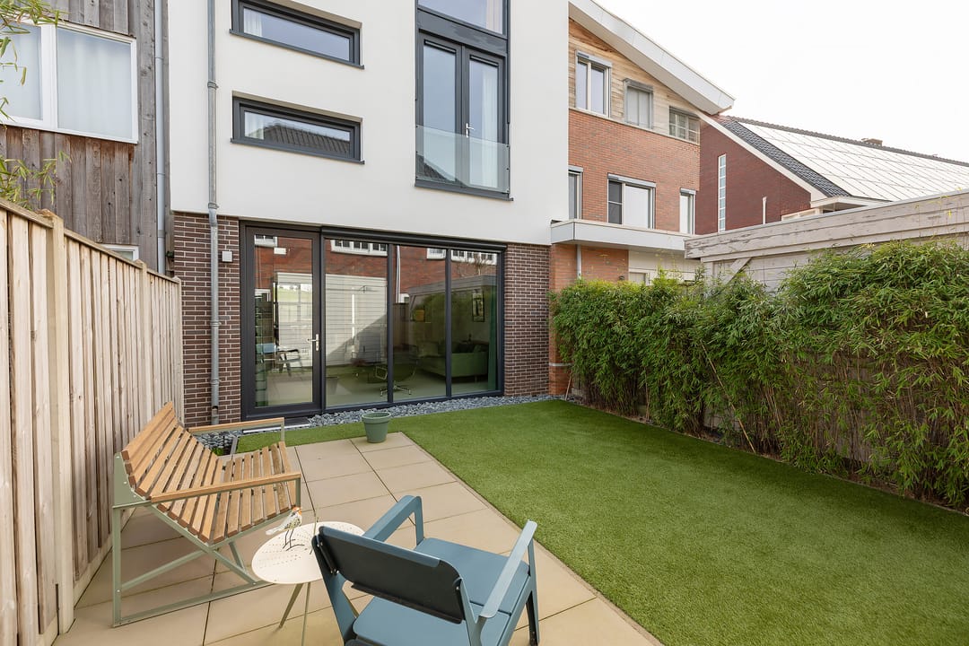 Photo 37 of Rogier van Otterloostraat 19