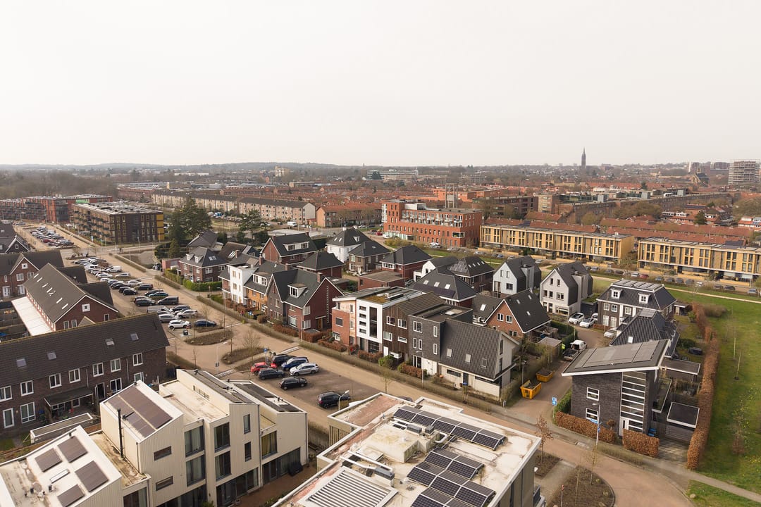 Photo 38 of Rogier van Otterloostraat 19