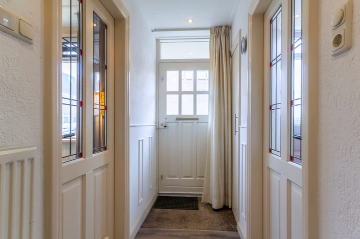 Foto 4 van 1e Vroonstraat 2